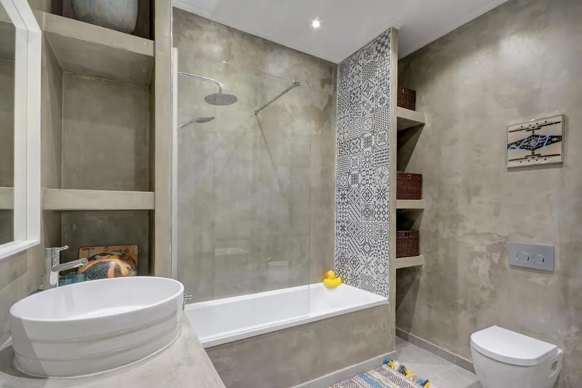 Magnificent Lisbon Apartment By Lovelystay